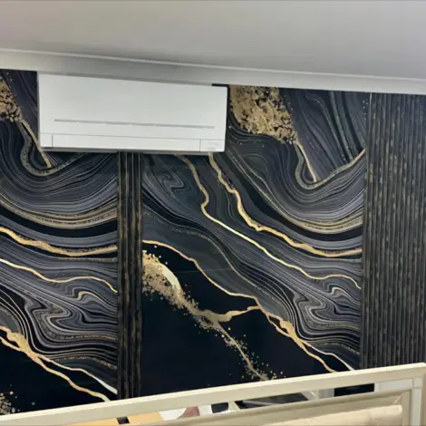 Majestic Black & Gold Glossy Finish